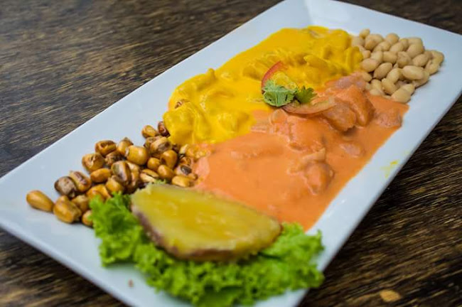 R8CX+68H, Piura 20009