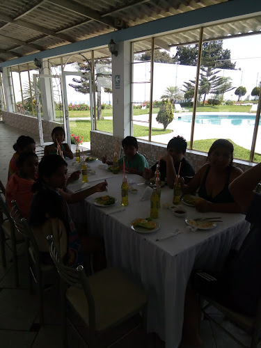 Opinii despre Paraiso De La Campiña Huacho în Santa María - Gastronomía y hostelería