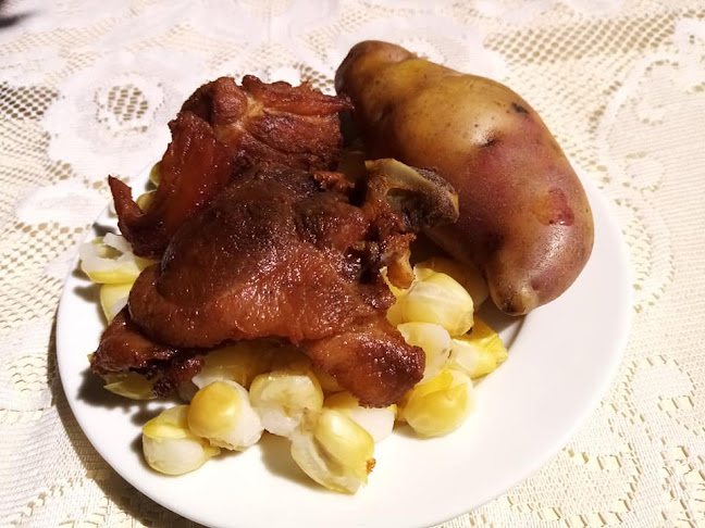 chicharronería "Doña Inés, Av. Mariscal Castilla 2198 El Tambo _ Huancayo _ Perú 12006, Av. Progreso 110, Huancayo 12000