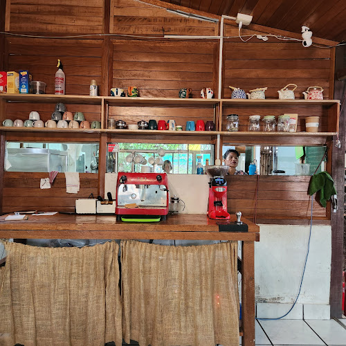 al costado del BURGOS, Jr, 26 De Diciembre 195, Puerto Maldonado 17001