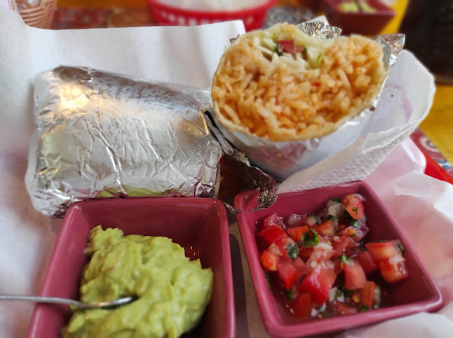 Comentarii opinii despre Mexican House