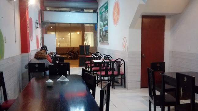 Opinii despre JUGUERIA SNACK DELICIAS DEL ALTO MAYO în Moyobamba - Gastronomía y hostelería