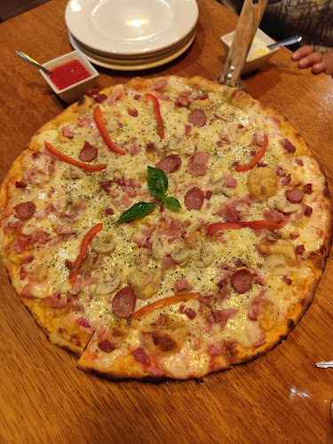 Mama Santusa Pizzeria