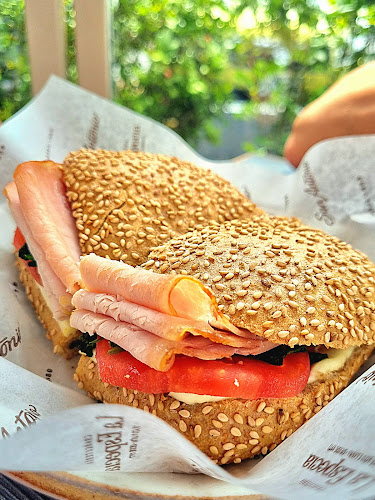 Av. Angamos Oeste 1494, Miraflores 15073