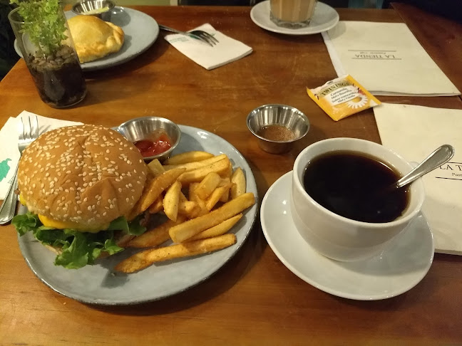 La Tienda Pastelería - Los Olivos