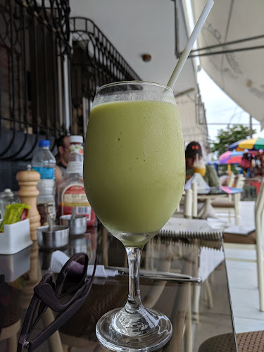 Comentarii opinii despre Dawn On The Amazon Café