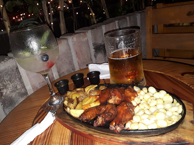 Tunay Bar & Grill - Gastronomía y hostelería