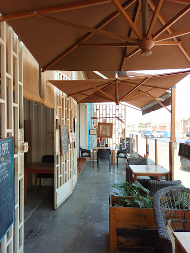 Comentarii opinii despre MamaQuilla - Tostaduría & cafetería de especialidad