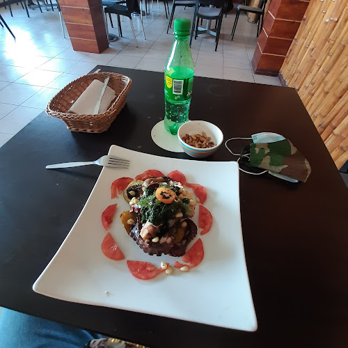 La Bucanera-Pescados y Mariscos - Moquegua