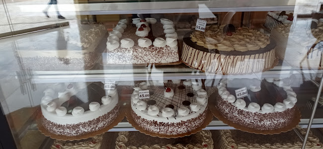 Opinii despre Pasteleria Diegos în Calleria - Gastronomía y hostelería