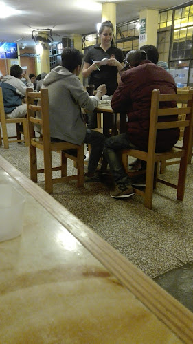 Restaurant Oasis & Burger - Talara