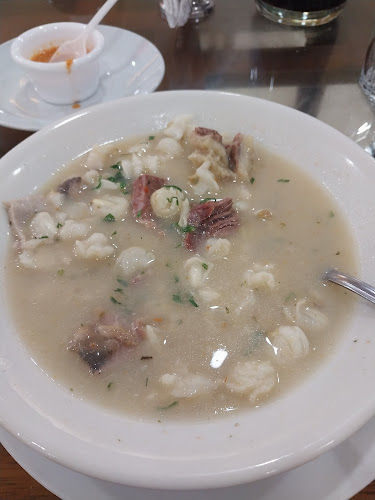 Opinii despre Sol de Mayo în Amarilis - Gastronomía y hostelería