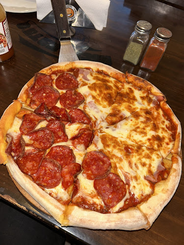 Pizza Nick & Nate's - Paracas