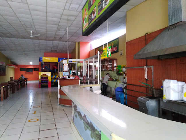 Comentarii opinii despre Pollería Rikos Chicken