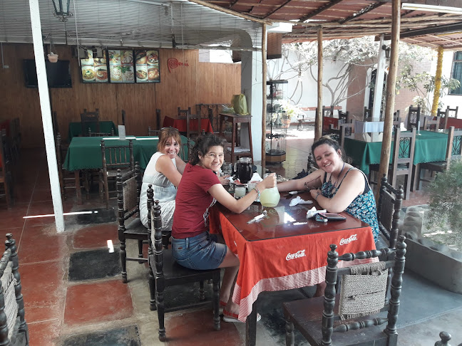 Calle Las Begonias, 11702