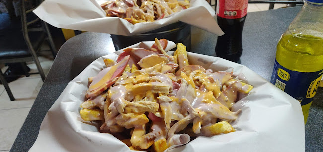 Comentarii opinii despre Manduka Salchipapas y Hamburguesas