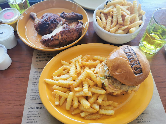 Opinii despre Primos Chicken Bar La Molina în La Molina - Gastronomía y hostelería