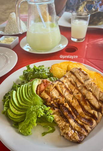 XRP4+J68, Huarmey 02650