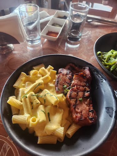 EL CABALLERO NEGRO, UNA NUEVA FUSION MEDITERRANEA - Villa EL Salvador