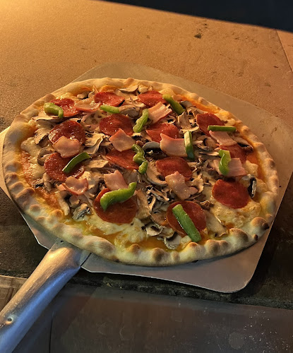 SLICE PIZZERIA - Gastronomía y hostelería