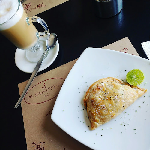 C. Ecuador 124, Trujillo 13008, Perú