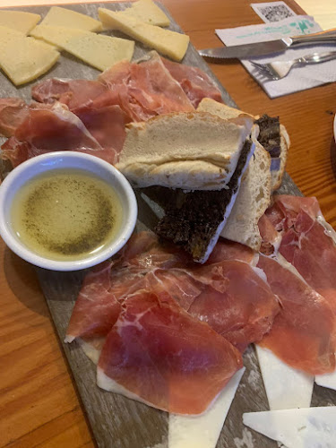 Comentarii opinii despre Dossis