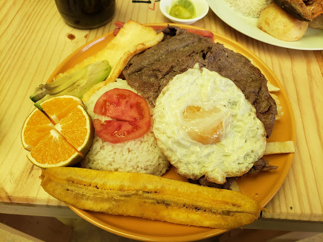 Comentarii opinii despre Quinta Rest. REQUINTA