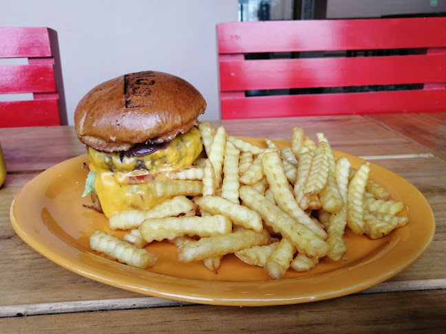 Primos Chicken Bar La Molina - La Molina