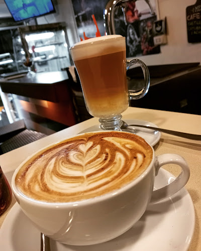 Radio Café - Arequipa