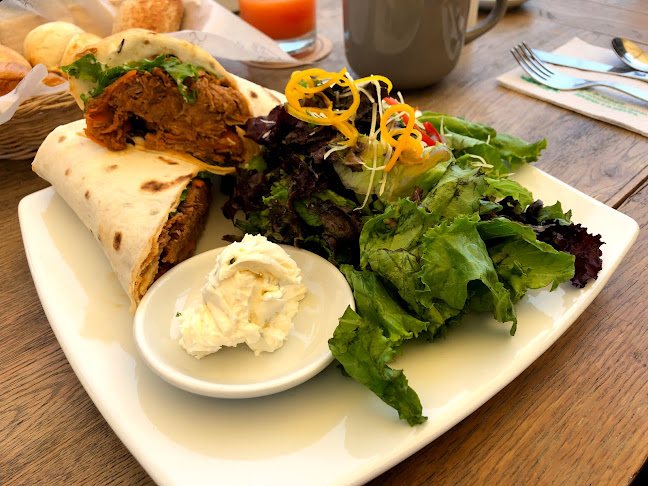 Comentarii opinii despre Sofá Café Magdalena