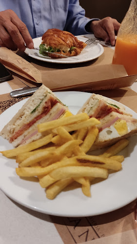 La Nuez San Borja Sur - Gastronomía y hostelería