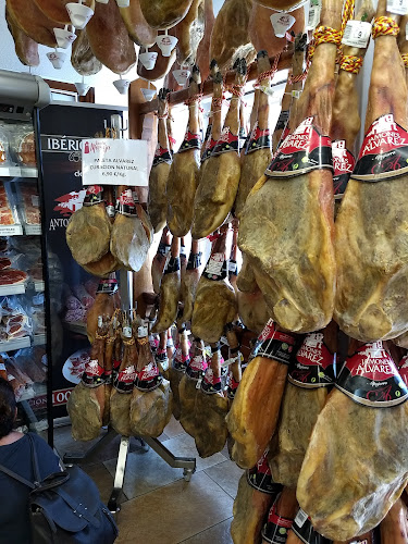 Comentarii opinii despre Tienda Maruja - Jamones de Trevélez y productos Alpujarreños