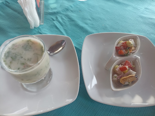 Restaurante "MAJIKA" - Cerro Azul