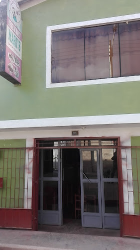 Opinii despre Restaurant Pollería "Mary's" în San Pedro de Cajas - Gastronomía y hostelería