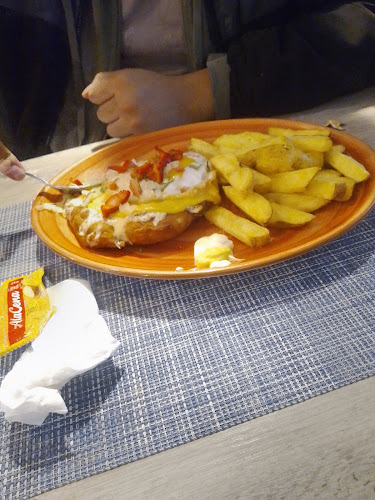 La Plaza Bar & Grill - Lima