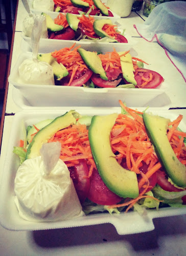 Polleria Dlatin chicken - Gastronomía y hostelería