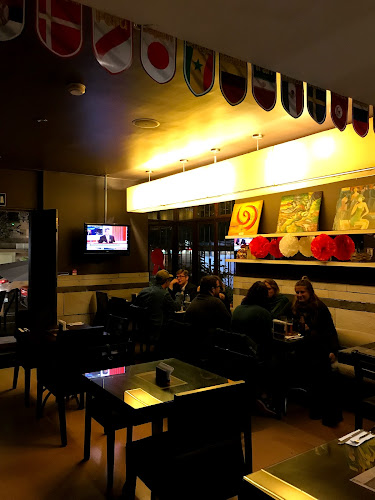 Opinii despre Mezze Restaurant în Miraflores - Gastronomía y hostelería