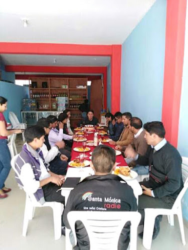 Restaurant Chicharroneria Hermanas Bustamante