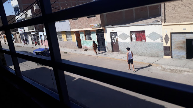 Av. Gran Chimú 975, La Victoria 14007