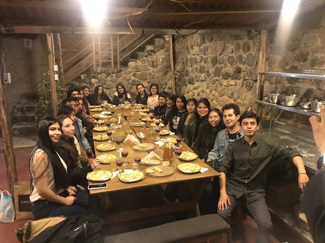 MERENGUE PIZZAS Y VINO