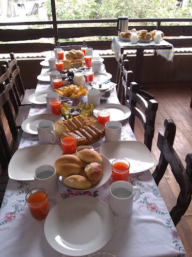 Hospedaje y Restaurante "Green Bull"