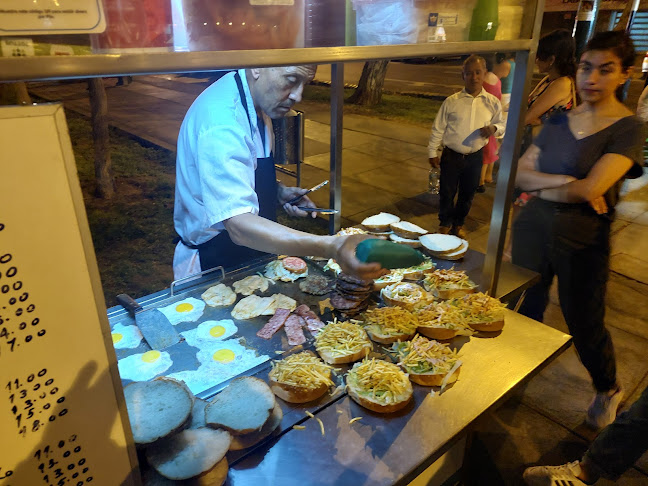 Opinii despre CANITO (Hamburguesas) în Lima - Gastronomía y hostelería