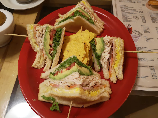 Opinii despre Santa Fe - Café Bar în Cusco - Gastronomía y hostelería