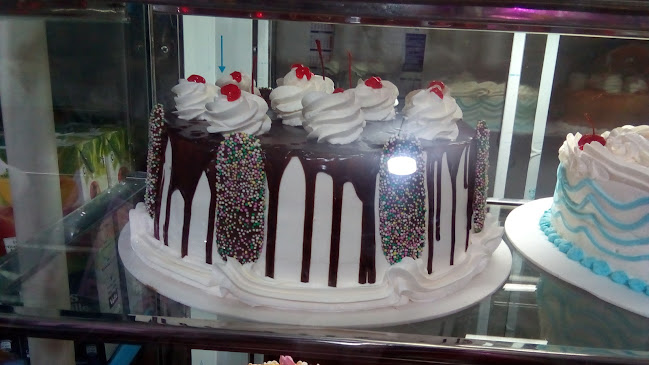 Opinii despre PASTELERIA Y PIÑATERIA GUSTAVO în San Miguel - Gastronomía y hostelería