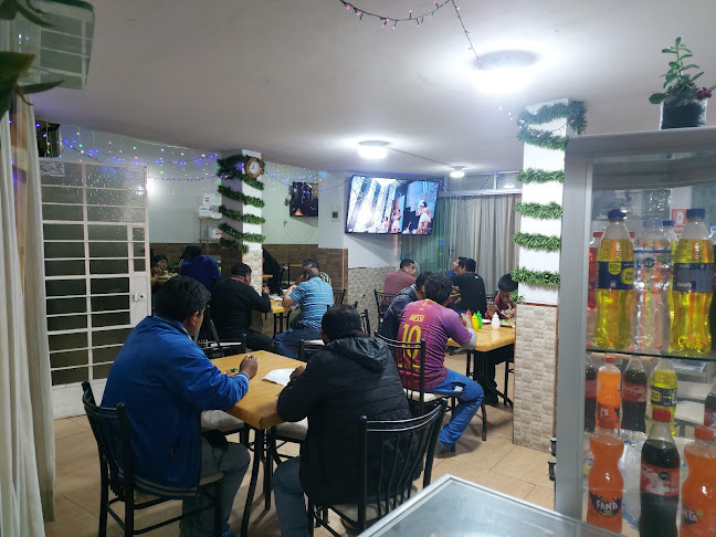 Restaurante Polleria "Manitos"