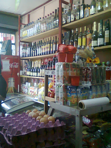 La Muyuna Licorería-Minimarket. - Puerto Maldonado