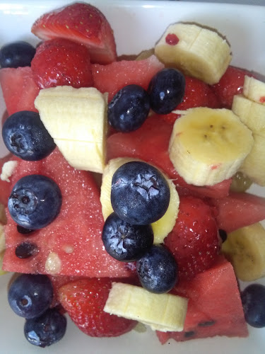 Comentarii opinii despre Automundo Ensalada de Frutas Y Más