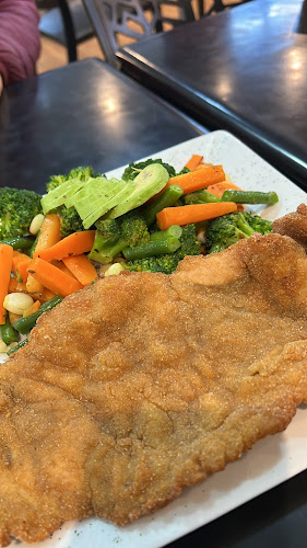 Lima 141 Sanguchería - Gastronomía y hostelería