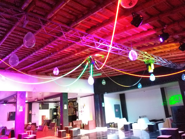 Av. Camaná 714, Camaná 04451