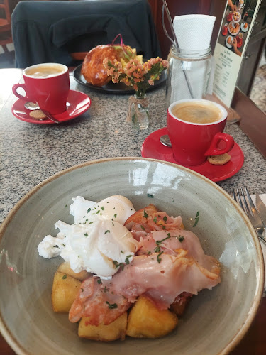 Opinii despre La Mora Pastelería & Café în Miraflores - Gastronomía y hostelería